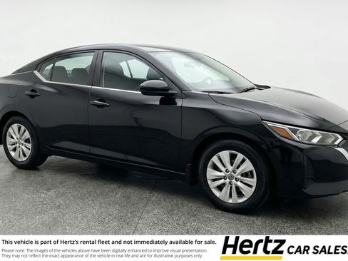 Used 2025 Nissan Sentra S image 1