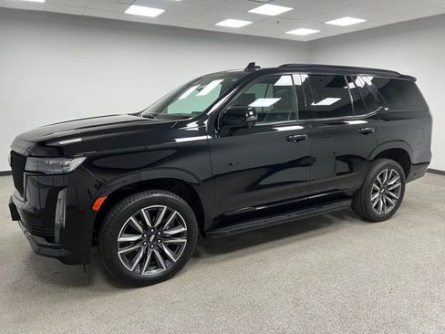 Used 2023 Cadillac Escalade Sport image 5