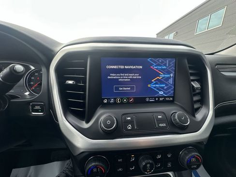 Used 2023 GMC Acadia SLT image 24