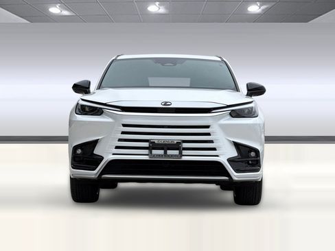 New 2026 Lexus TX 500h AWD image 5