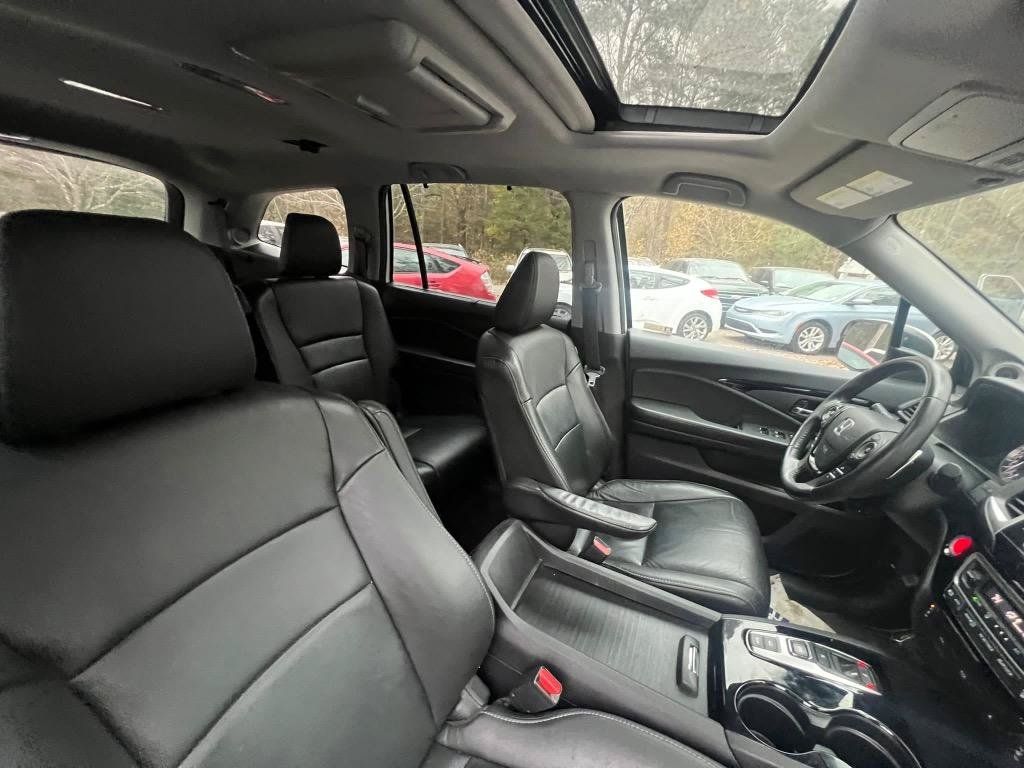 Used 2018 Honda Pilot Touring image 27