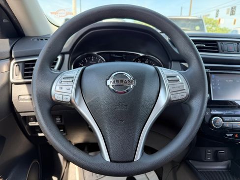 Used 2016 Nissan Rogue SV w/ SV Premium Package AWD/4WD image 20