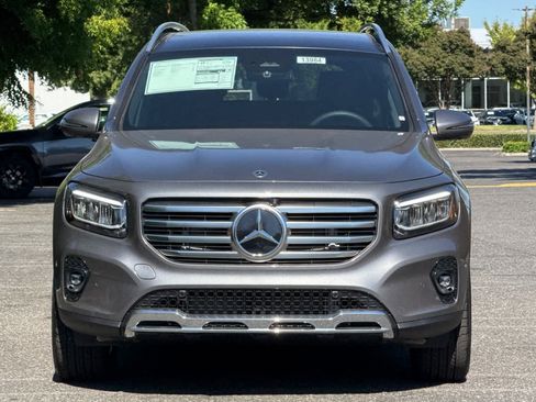 New 2026 Mercedes-Benz GLB 250 image 8
