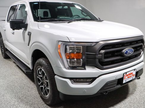 Used 2023 Ford F150 XLT w/ Equipment Group 302A High image 5