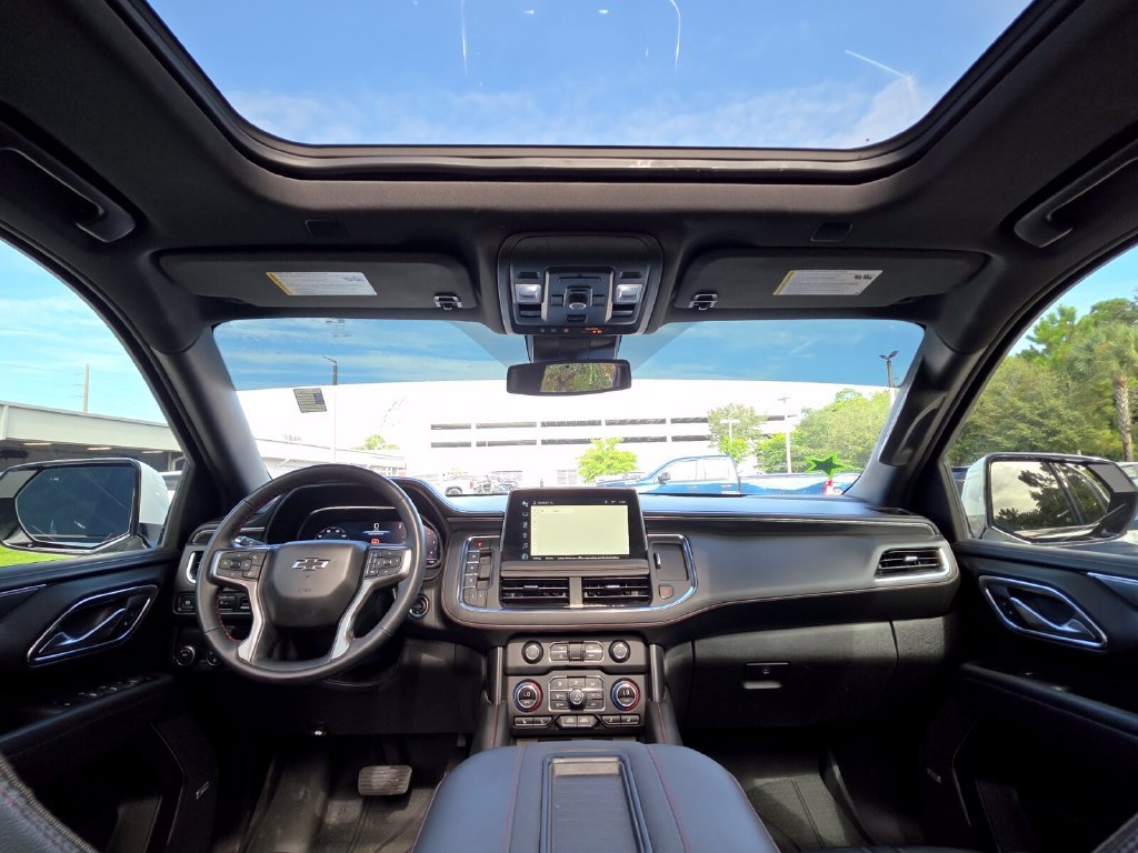 Used 2024 Chevrolet Tahoe RST w/ Luxury Package RWD image 4