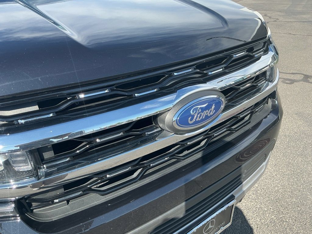 Used 2022 Ford Expedition Max Limited AWD/4WD image 4
