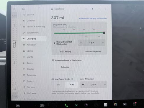 Used 2022 Tesla Model S image 3