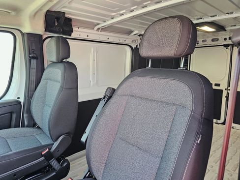 New 2025 RAM ProMaster 2500 w/ Convenience Group image 21