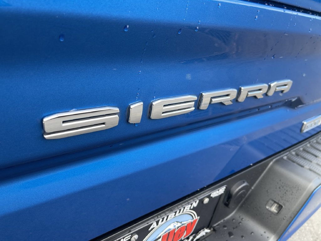 Certified 2023 GMC Sierra 1500 Elevation w/ LPO, Elevation Black Package AWD/4WD image 31
