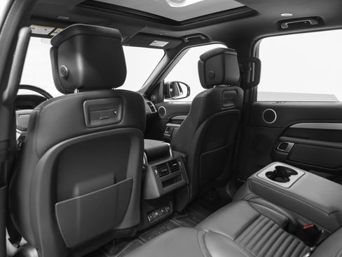 Used 2022 Land Rover Discovery S R-Dynamic AWD/4WD image 50