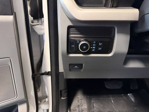 Used 2024 Ford F250 XLT image 23