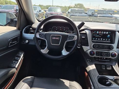 Used 2020 GMC Yukon SLT w/ Premium Edition RWD image 34