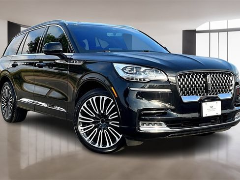 Used 2023 Lincoln Aviator Black Label w/ Dynamic Handling Package image 11