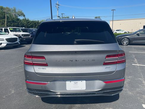 Used 2025 Genesis GV80 2.5T Standard AWD/4WD image 9