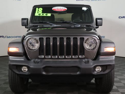 Used 2018 Jeep Wrangler Unlimited Sport S AWD/4WD image 13