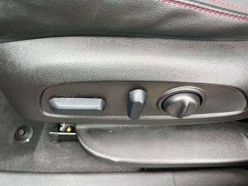 Certified 2022 Chevrolet Equinox RS image 19