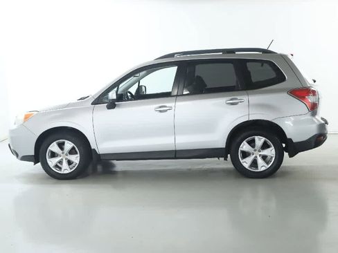 Used 2014 Subaru Forester 2.5i Premium AWD/4WD image 38