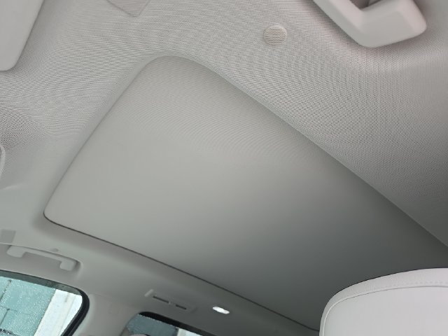 Certified 2026 GMC Acadia Denali w/ Super Cruise Package FWD image 20