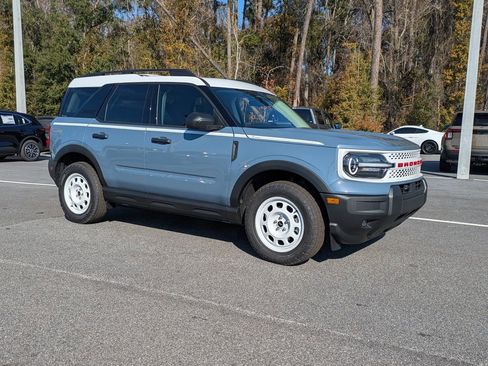 New 2025 Ford Bronco Sport Heritage w/ Convenience Package AWD/4WD image 2
