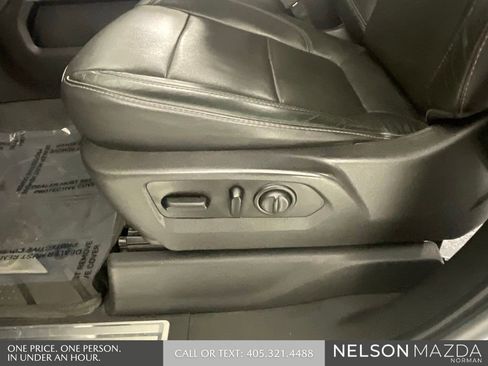 Used 2019 Chevrolet Silverado 1500 LTZ w/ LTZ Premium Package AWD/4WD image 26