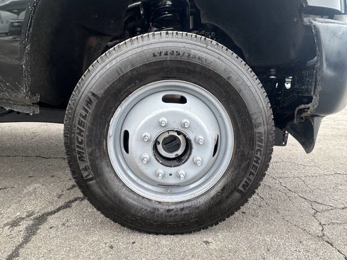 Used 2015 Ford F350 XL w/ Snow Plow Prep Package image 14