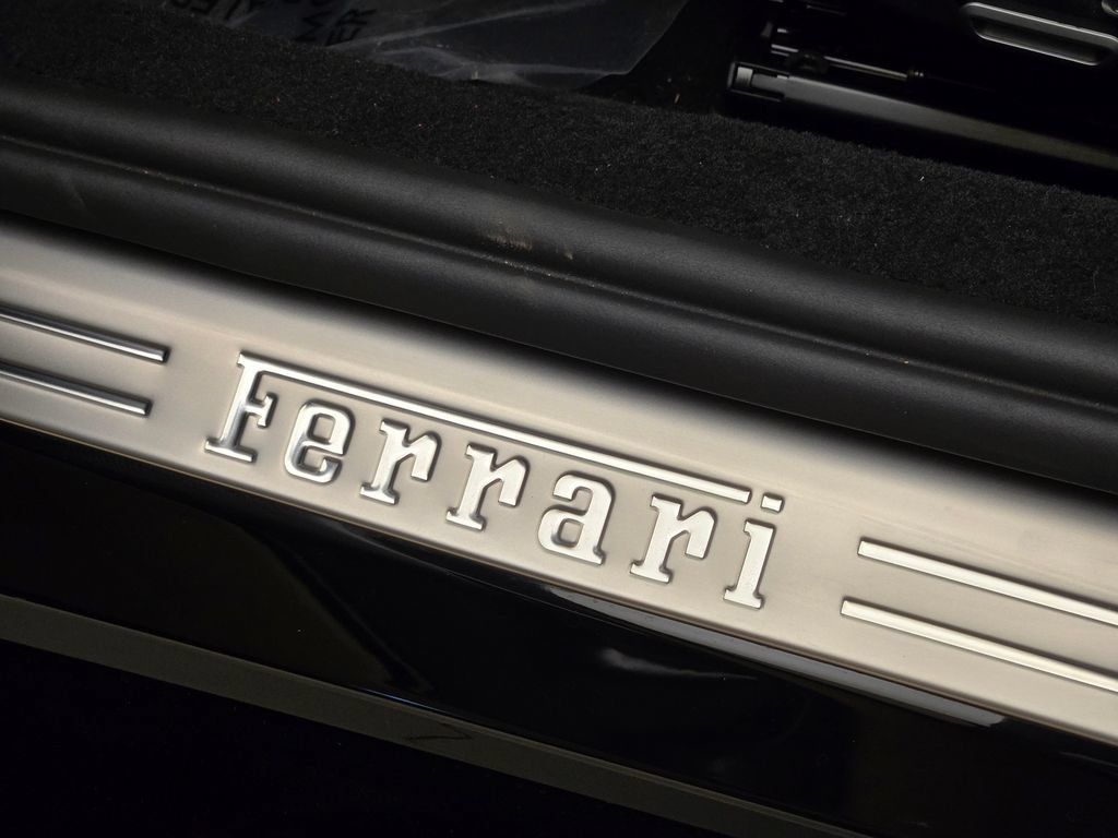 Used 2025 Ferrari 12Cilindri RWD image 30