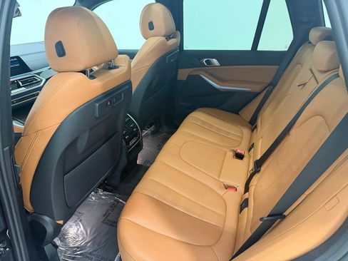 Used 2022 BMW X5 xDrive45e image 19