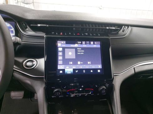Used 2023 Jeep Grand Cherokee L Laredo AWD/4WD image 22
