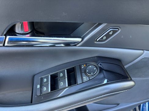 Used 2025 MAZDA CX-30 AWD 2.5 S w/ Preferred Package image 14