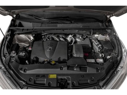 Used 2019 Toyota Highlander Limited FWD image 16