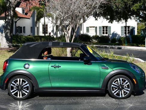 Used 2023 MINI Cooper S w/ Signature Upholstery Package image 45
