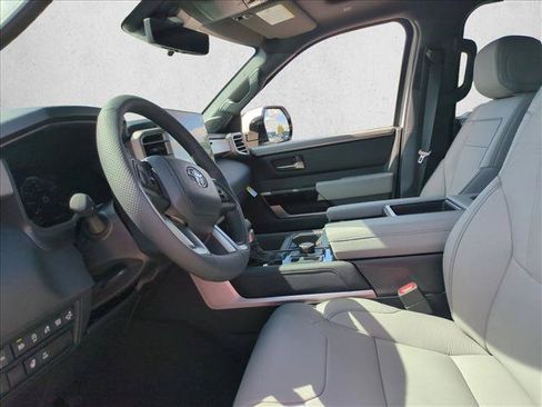 New 2026 Toyota Tundra Limited AWD/4WD image 4
