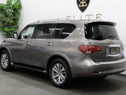 Used 2017 INFINITI QX80 4WD w/ Driver Assistance Package image 3