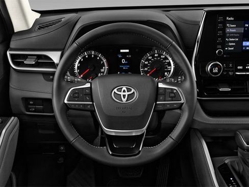 Used 2022 Toyota Highlander Platinum image 8