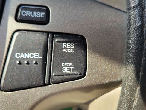 Used 2013 Acura MDX w/ Technology Package AWD/4WD image 14