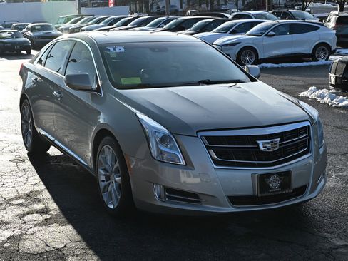 Used 2016 Cadillac XTS Luxury w/ Driver Awareness Package image 5