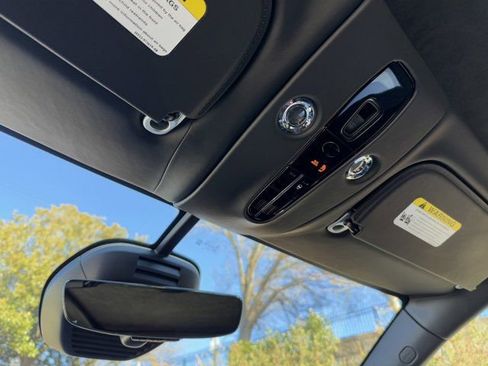 New 2025 Aston Martin DBX 707 image 32