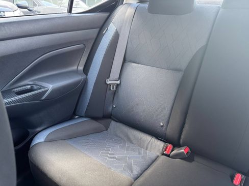 Used 2025 Nissan Versa SV FWD image 37