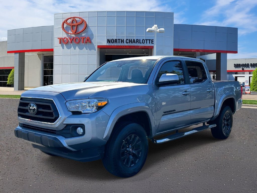Used 2021 Toyota Tacoma SR5 RWD image 3
