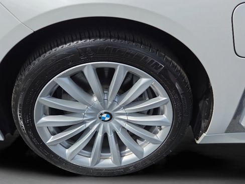 Used 2020 BMW 745e xDrive image 42