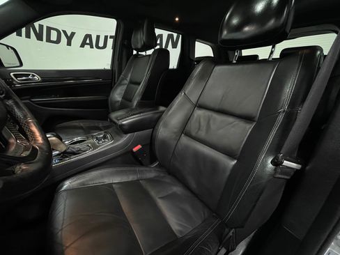 Used 2017 Jeep Grand Cherokee Limited image 14