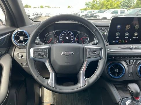 Used 2023 Chevrolet Blazer RS w/ Enhanced Convenience Package AWD/4WD image 9