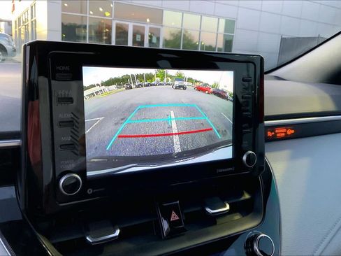 Used 2022 Toyota Corolla SE FWD image 28