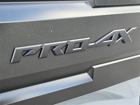 New 2026 Nissan Frontier PRO-4X w/ Pro-4x Convenience Package image 6