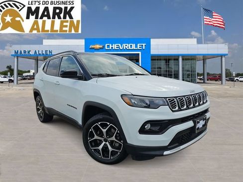 Used 2025 Jeep Compass Limited AWD/4WD image 1