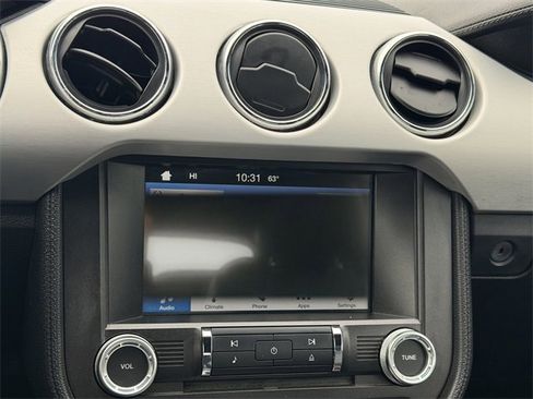 Used 2016 Ford Mustang Premium image 5