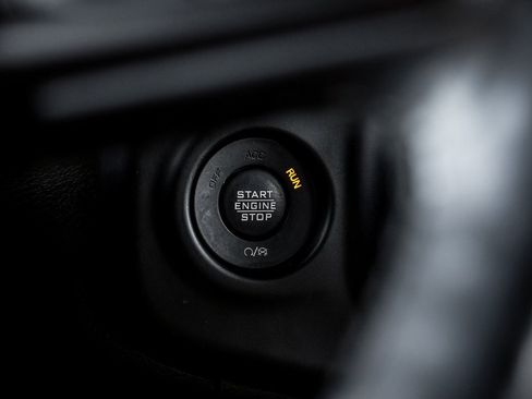 Used 2021 Jeep Wrangler Unlimited Willys image 30