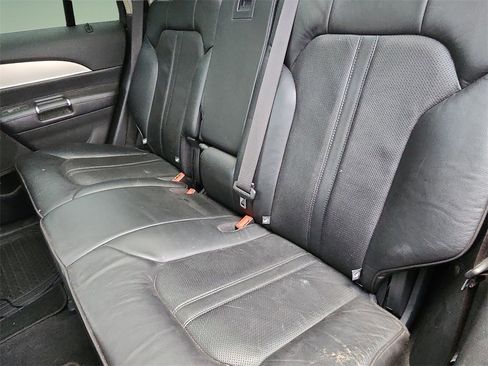 Used 2013 Lincoln MKX AWD image 9