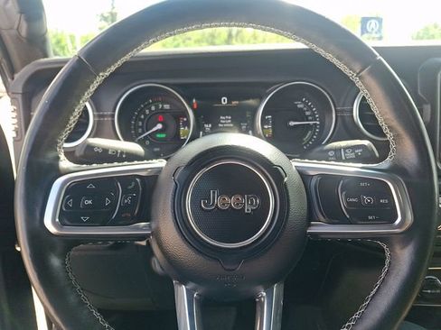 Used 2023 Jeep Wrangler Unlimited Sahara w/ Cold Weather Group image 18