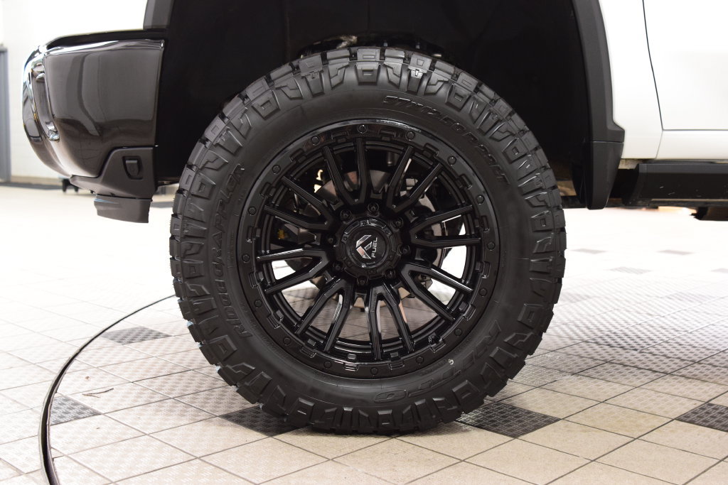 Used 2025 Chevrolet Silverado 2500 LTZ w/ Trail Boss Package AWD/4WD image 30